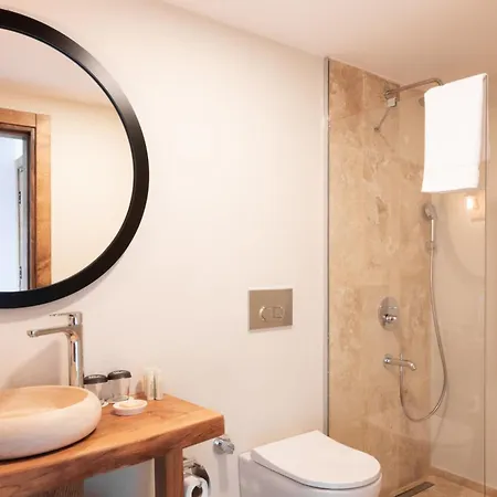 Ulmo Collection - Ayasaranda *