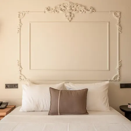 Ulmo Collection - Ayasaranda *