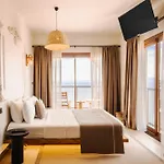 L'saranda House 16 Adult Only *