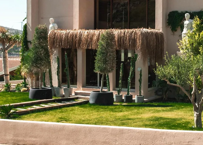 L'saranda House 16 Adult Only Hotel